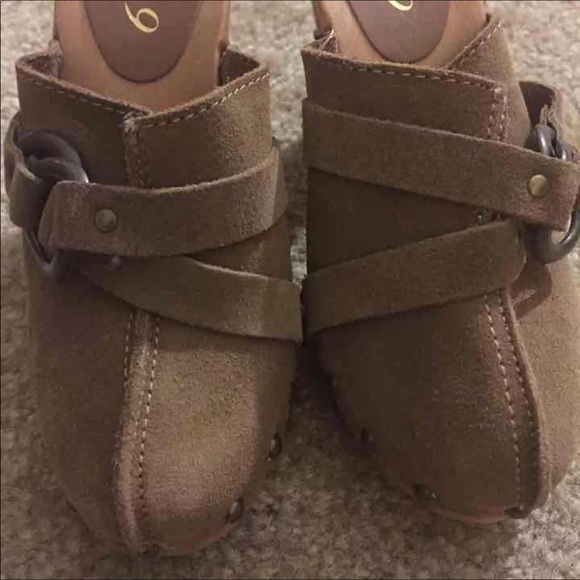 New! Boutique 9  Help 2 Shelters ONLY $6 - Picture 2 of 5